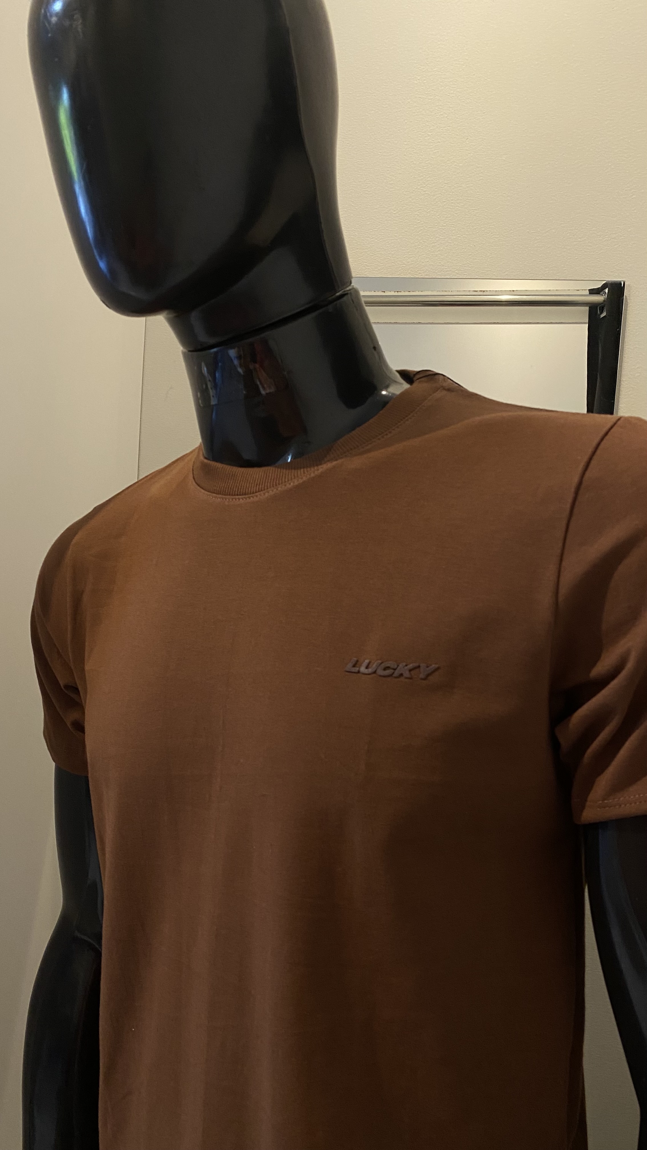 Foto de Camiseta Lucky Jeans