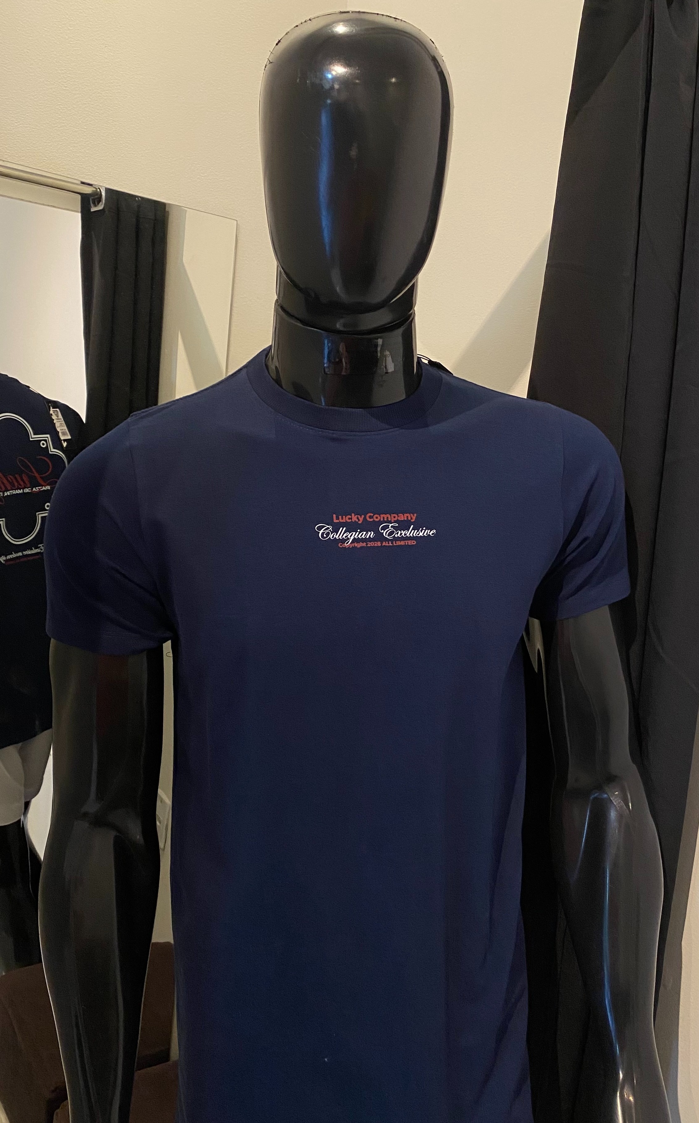 Foto de Camiseta Lucky Jeans