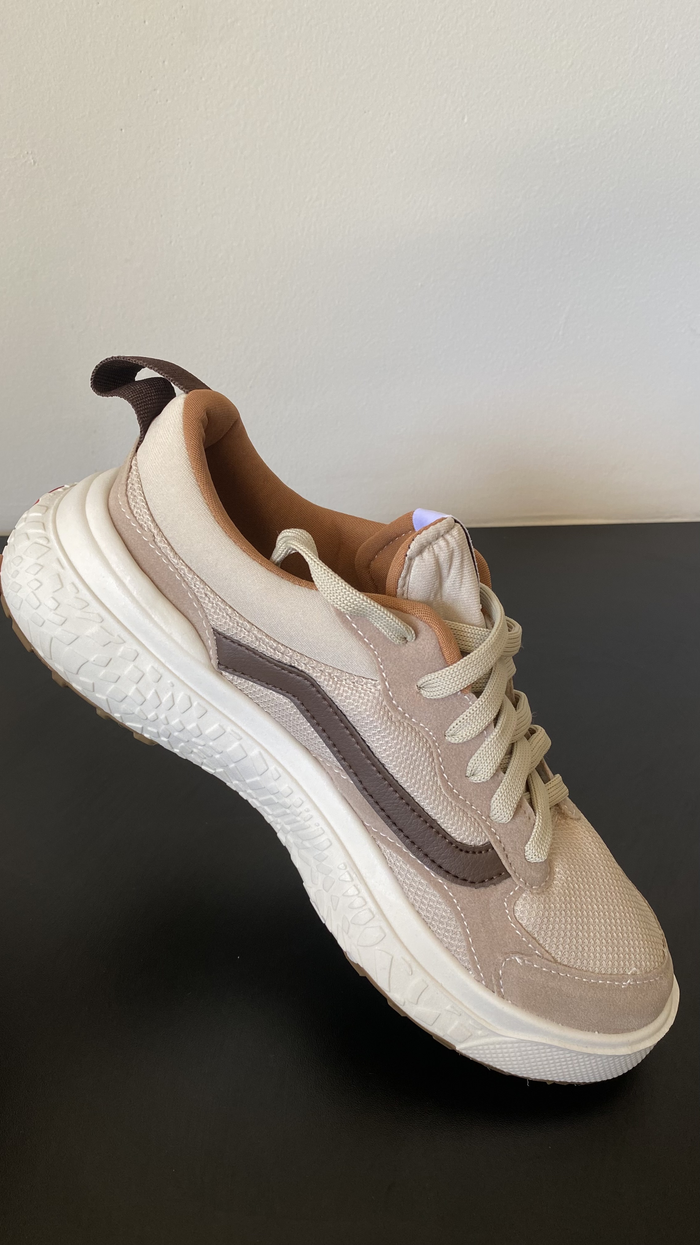 Foto de Tênis VANS ULTRARANGE NEO