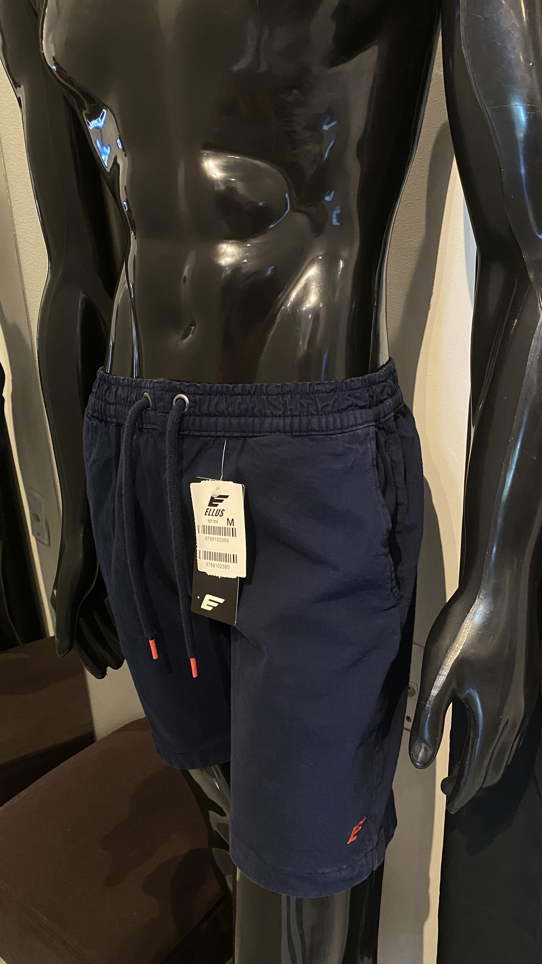 Short Sarja Com Elastano