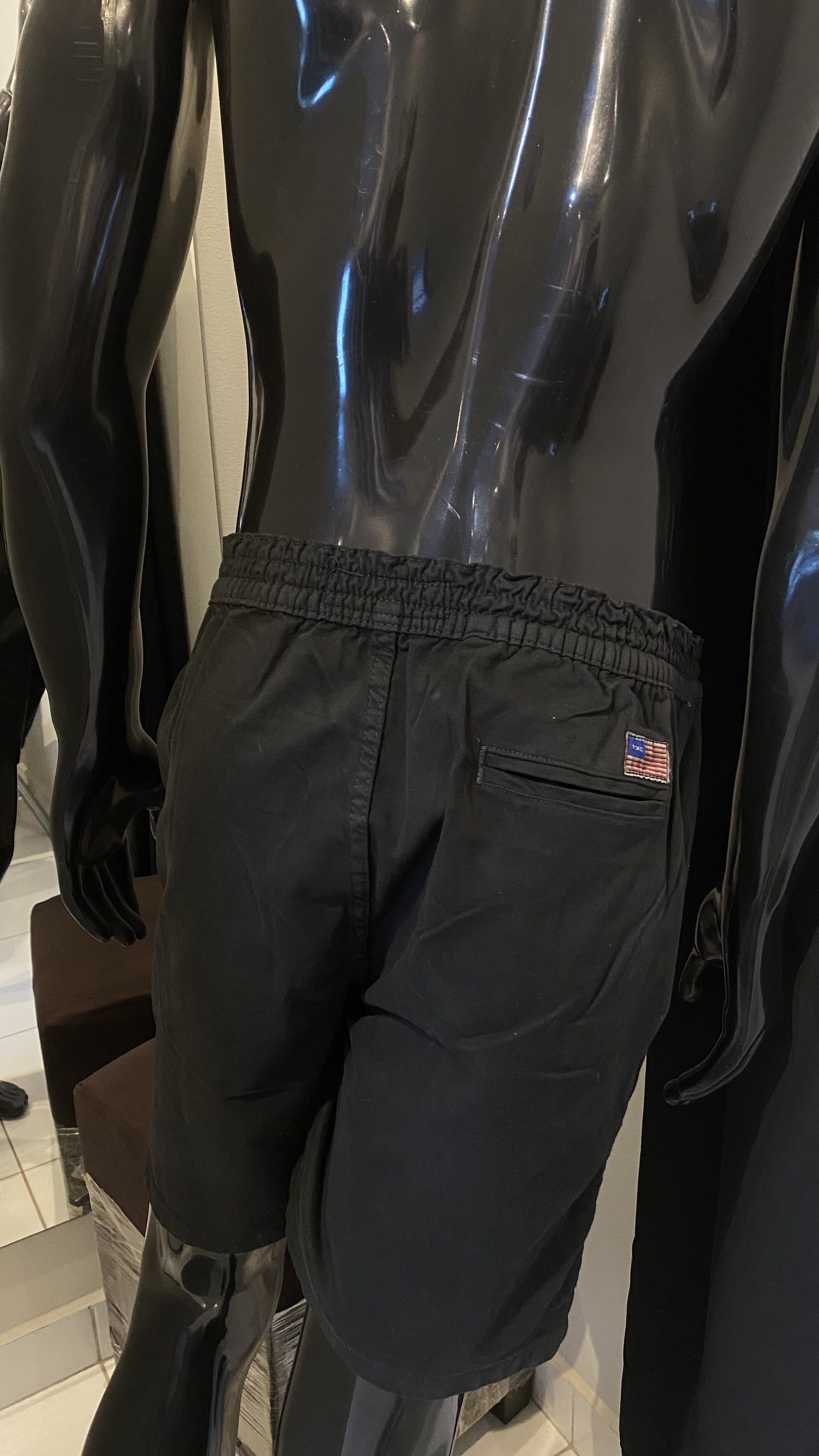 Foto de Short Sarja Com Elastano